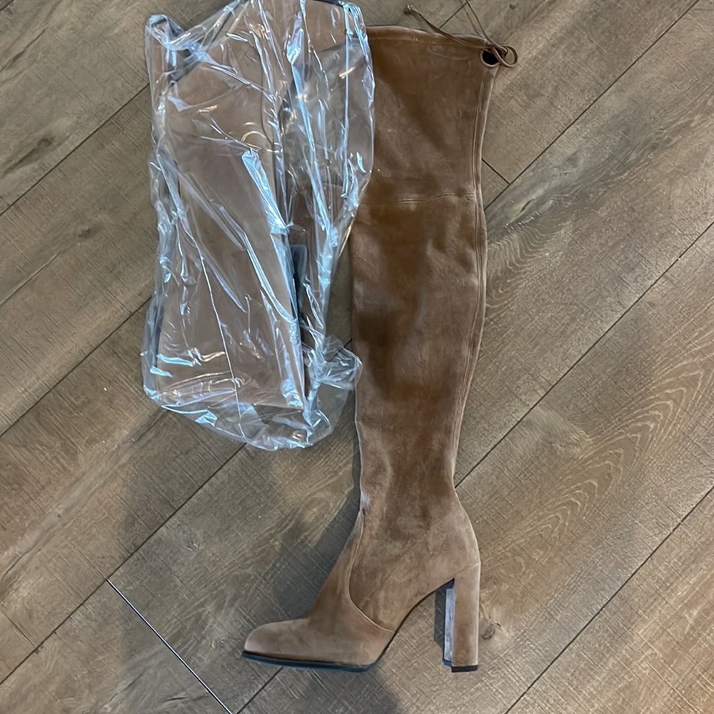 Stuart Weitzman Hiline Boots